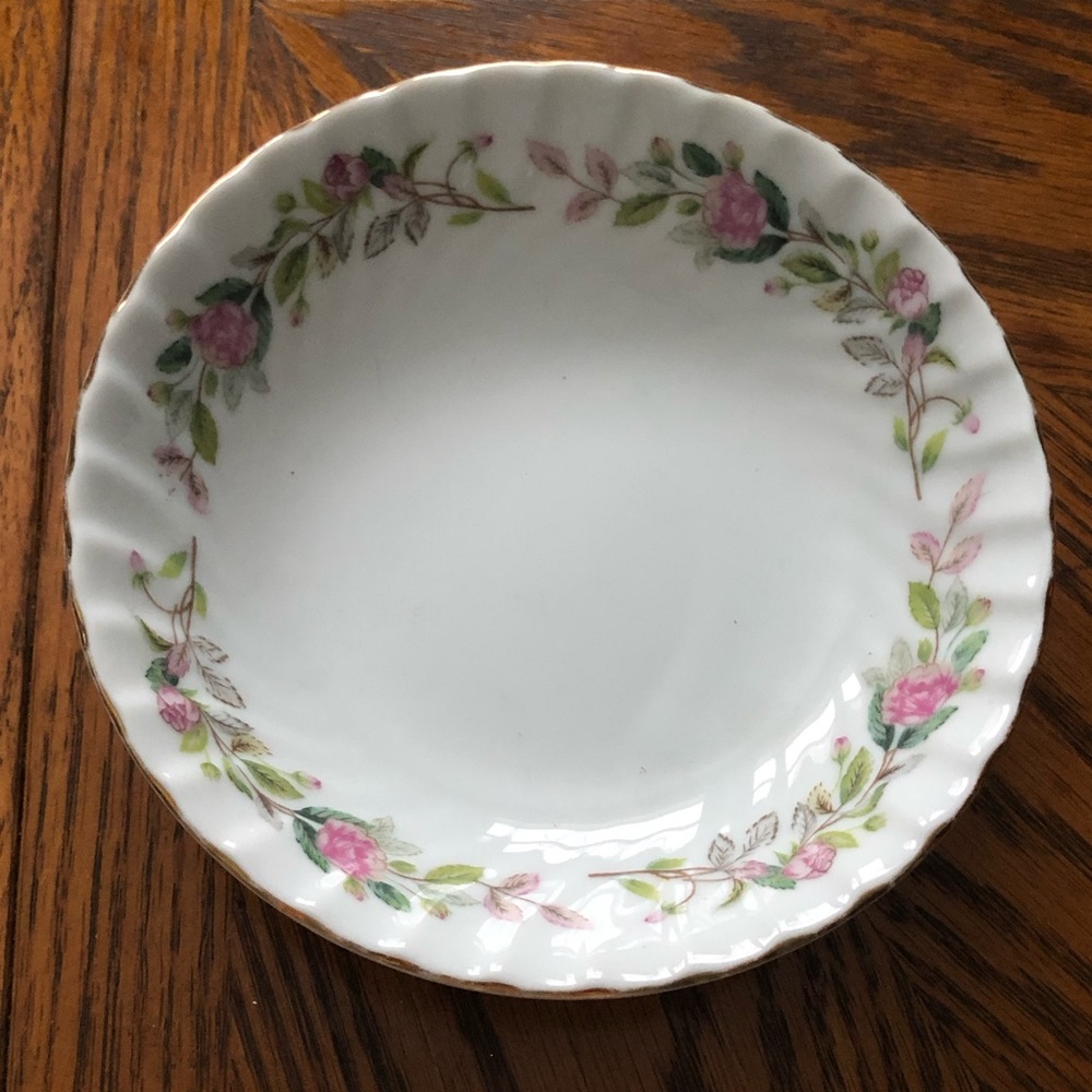 Creative Fine China pattern #2345 Japan salad bowl / ice cream dish